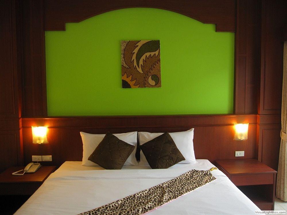 Forest Patong Hotel Exterior foto